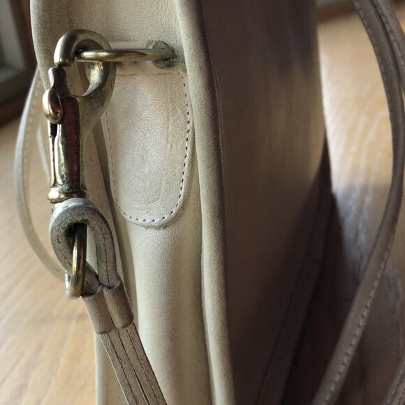 2 Coach Vintage Clutch Shoulder Strap and Wristlet Bags - Picture 5 of 7